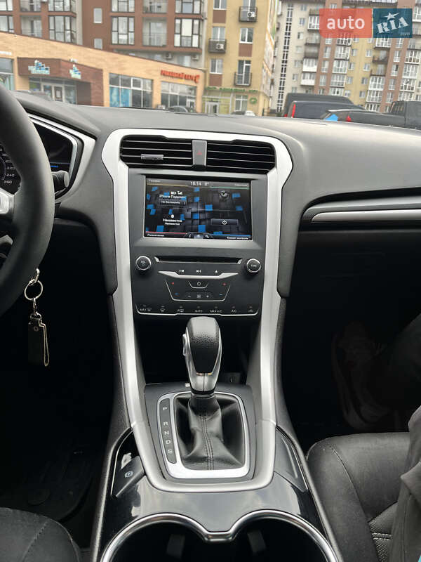 Седан Ford Fusion 2014 в Житомире