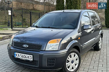 Хэтчбек Ford Fusion 2008 в Прилуках