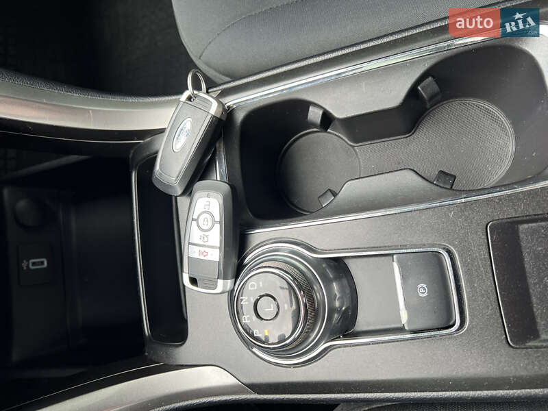 Седан Ford Fusion 2016 в Виннице