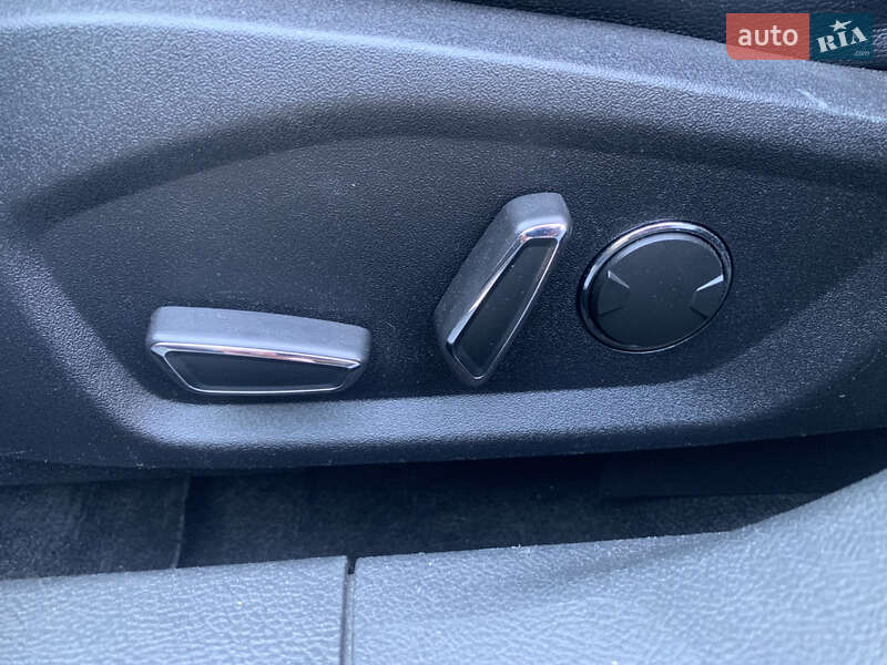 Седан Ford Fusion 2018 в Днепре