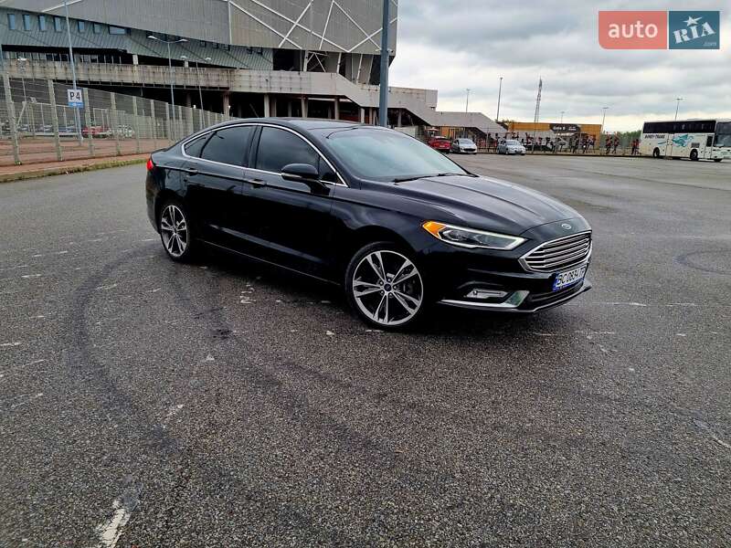 Седан Ford Fusion 2017 в Львові