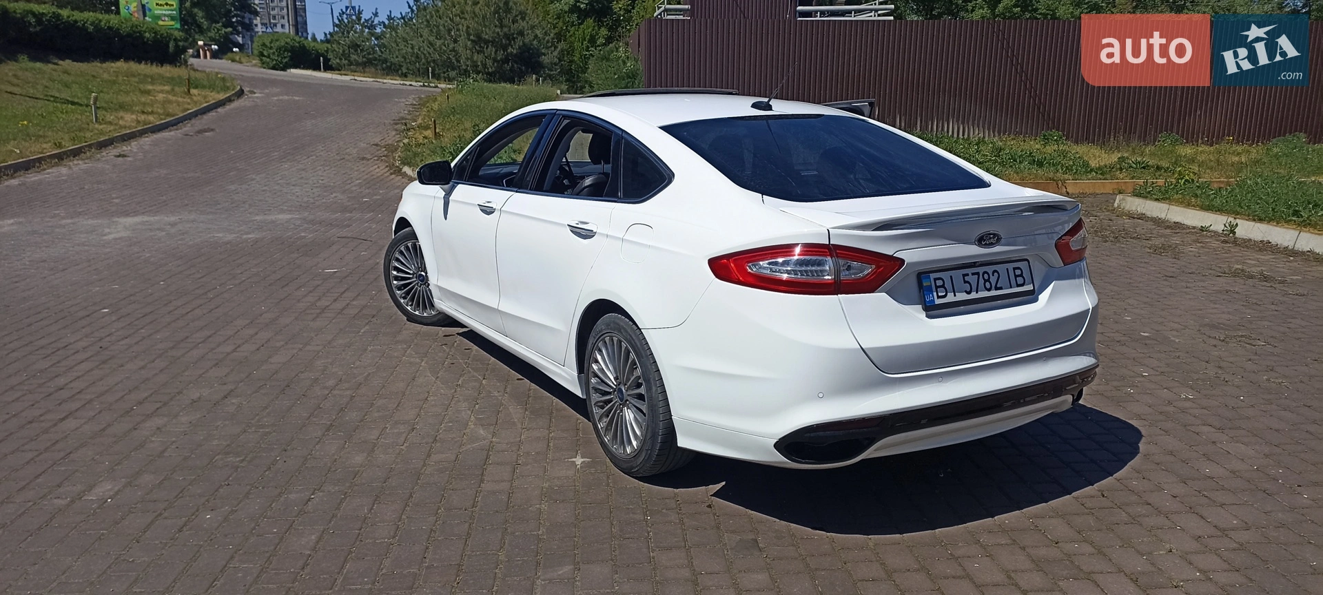 2013 Ford Fusion - мініатюра 2