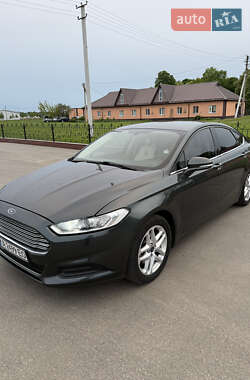 Седан Ford Fusion 2014 в 