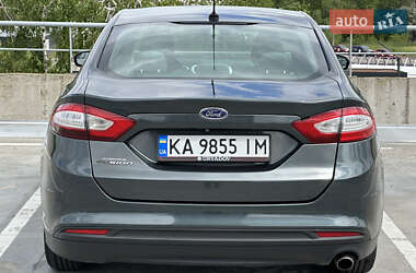Седан Ford Fusion 2014 в 