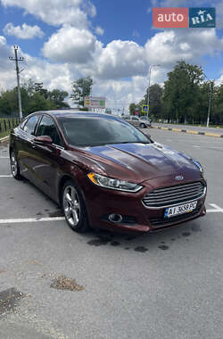 Седан Ford Fusion 2015 в 