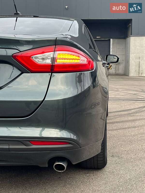 Седан Ford Fusion 2015 в Киеве фото 9 Седан Ford Fusion 2015 в Киеве