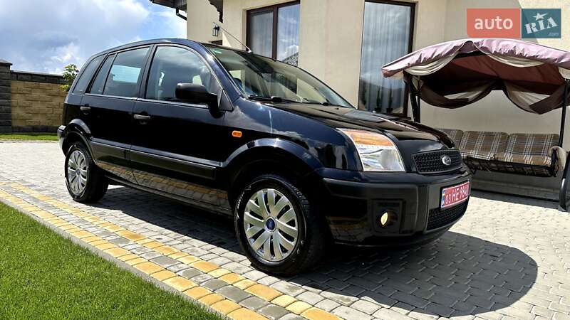 Хетчбек Ford Fusion 2007 в 