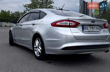Седан Ford Fusion 2015 в 