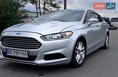 Седан Ford Fusion 2015 в 