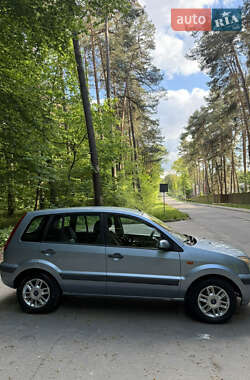 Хетчбек Ford Fusion 2007 в 