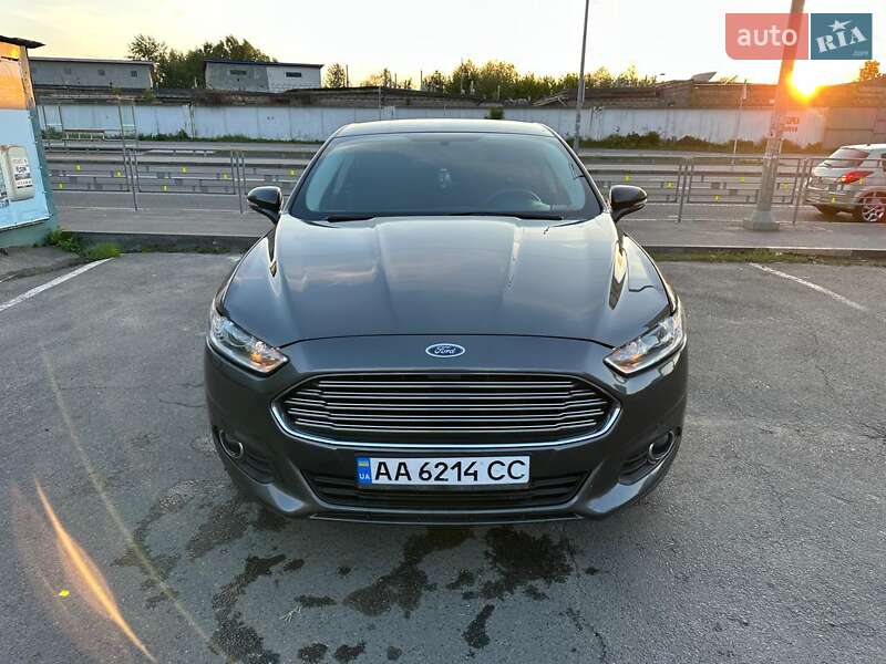 Седан Ford Fusion 2016 в Киеве