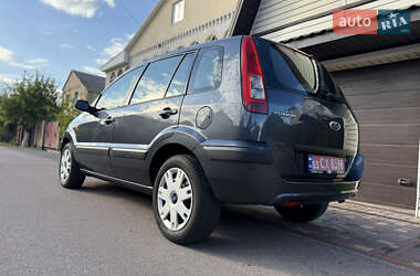 Хэтчбек Ford Fusion 2008 в 