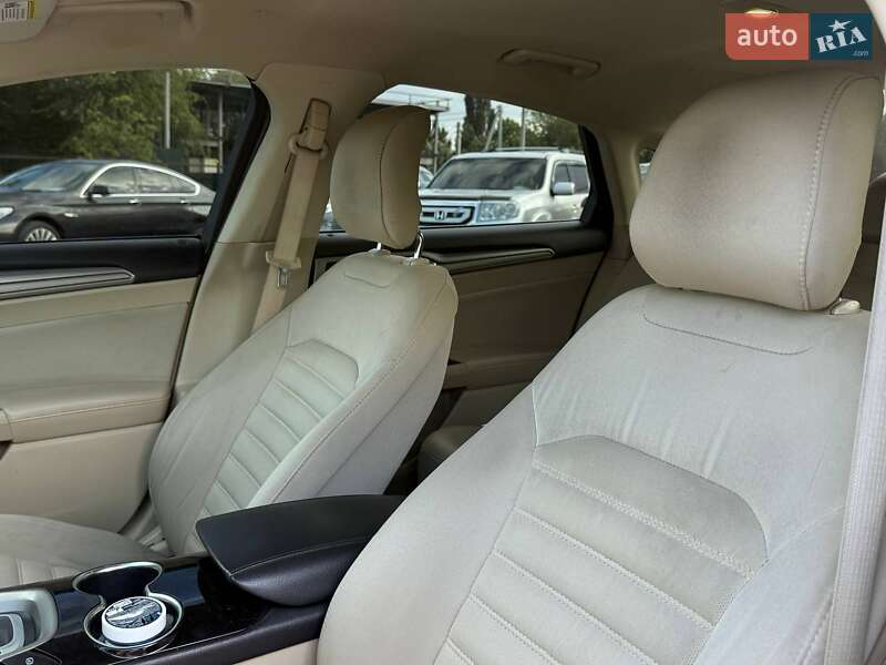 Седан Ford Fusion 2014 в Харькове