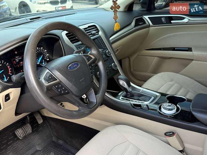 Седан Ford Fusion 2014 в Харькове