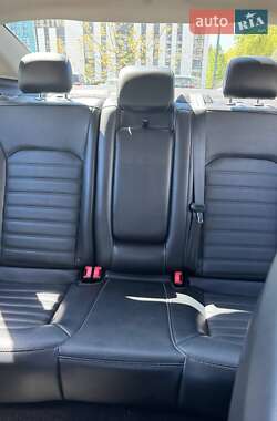 Седан Ford Fusion 2017 в 