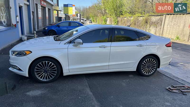 Седан Ford Fusion 2016 в Києві
