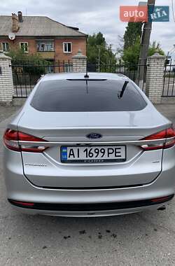 Седан Ford Fusion 2018 в 