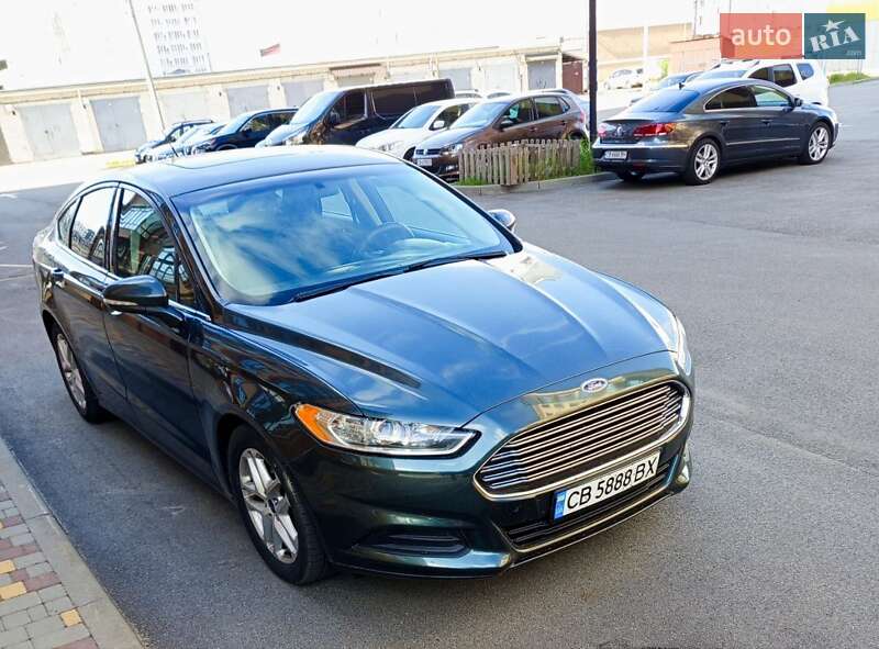 Седан Ford Fusion 2016 в Чернігові