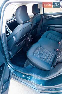 Седан Ford Fusion 2016 в Чернигове
