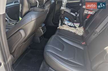 Седан Ford Fusion 2014 в 