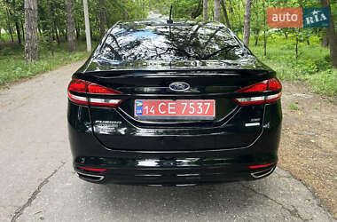 Седан Ford Fusion 2017 в 