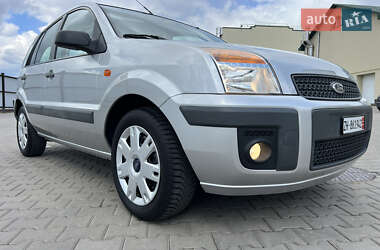 Хэтчбек Ford Fusion 2007 в 