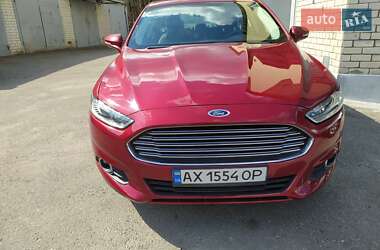 Седан Ford Fusion 2016 в 
