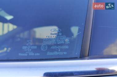 Седан Ford Fusion 2017 в 