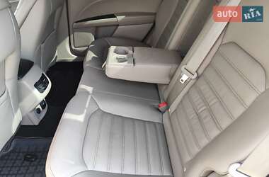 Седан Ford Fusion 2017 в 