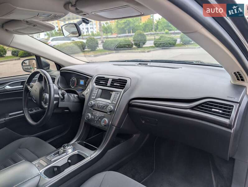 Седан Ford Fusion 2017 в Луцке фото 8 Седан Ford Fusion 2017 в Луцке