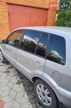 Хэтчбек Ford Fusion 2009 в 