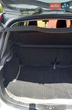 Хэтчбек Ford Fusion 2009 в 