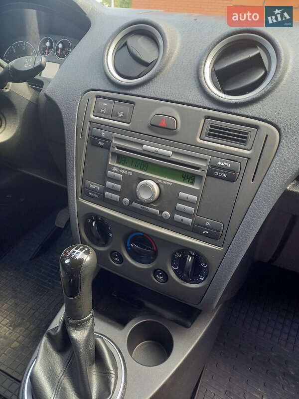 Хетчбек Ford Fusion 2009 в Рівному