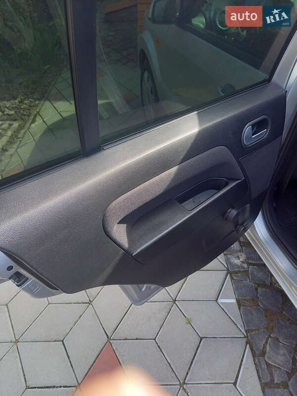 Хетчбек Ford Fusion 2009 в Рівному