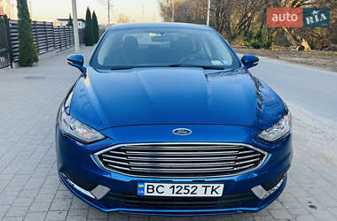 Седан Ford Fusion 2017 в 
