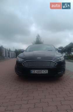 Седан Ford Fusion 2018 в Чернівцях