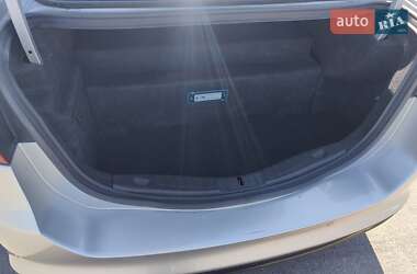 Седан Ford Fusion 2015 в 