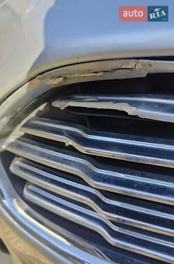 Седан Ford Fusion 2015 в 