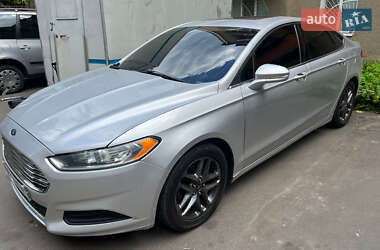 Седан Ford Fusion 2013 в Одесі