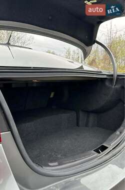 Седан Ford Fusion 2014 в 