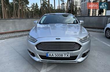 Седан Ford Fusion 2012 в 