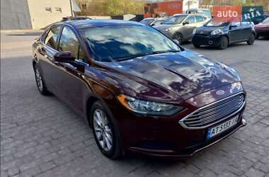 Седан Ford Fusion 2016 в 