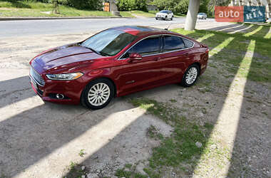 Седан Ford Fusion 2014 в 