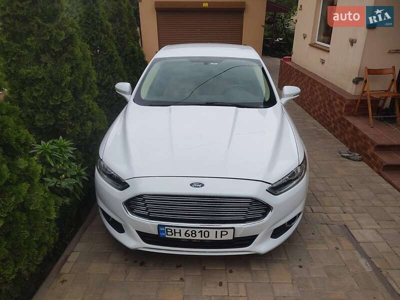 Седан Ford Fusion 2014 в Измаиле фото 2 Седан Ford Fusion 2014 в Измаиле