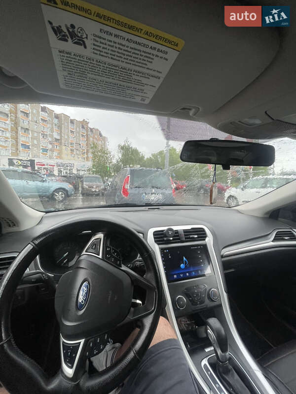 Седан Ford Fusion 2014 в Чернигове