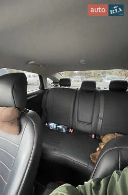 Седан Ford Fusion 2014 в 