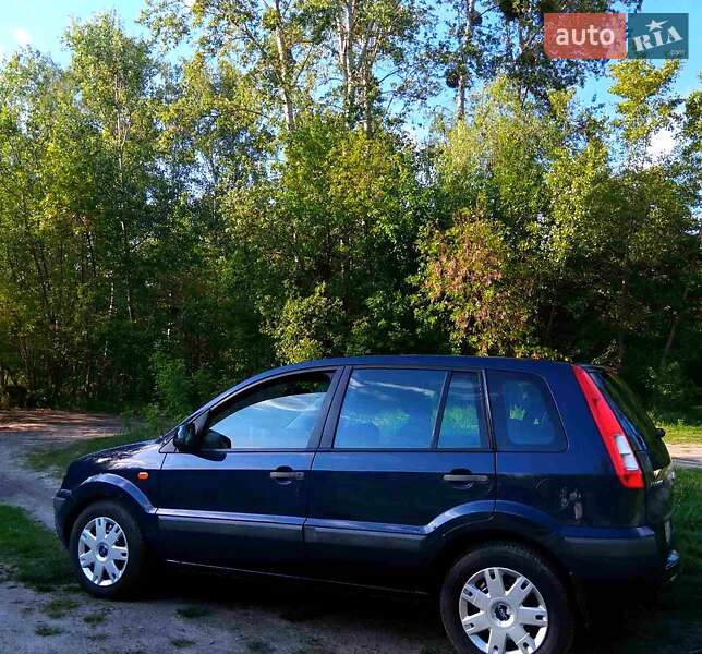 Седан Ford Fusion 2010 в Лубнах