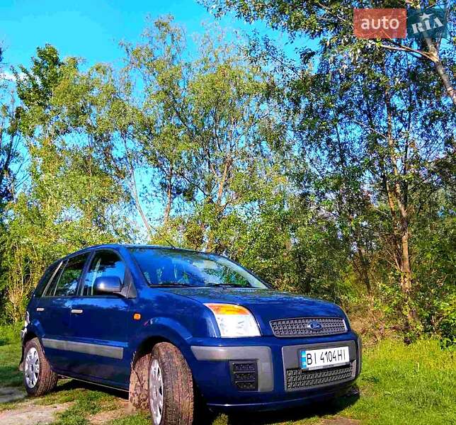 Седан Ford Fusion 2010 в Лубнах
