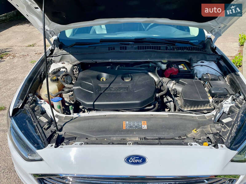 Седан Ford Fusion 2016 в Киеве