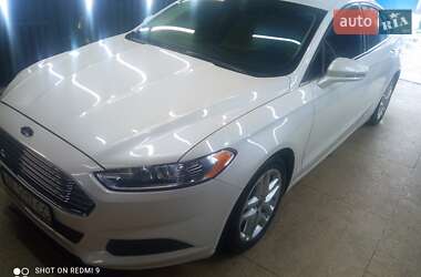 Седан Ford Fusion 2016 в Днепре